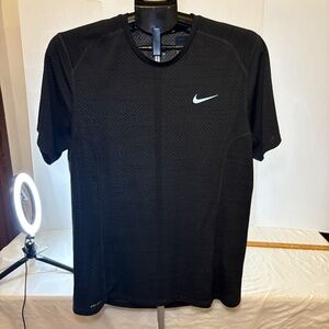 NIKE RUNNING Dri Fit Men's Black/Gray Short Sleeve T Shirt, Size Medium